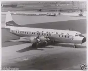 WESTERN AIRLINES - LOCKHEED ELECTRA PHOTO - BLACK AND WHITE 8 X 10
