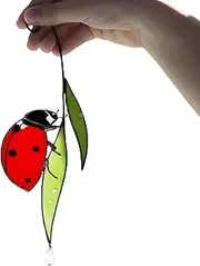 Ladybug on a Leaf Window Hangings Suncatcher Stained Glass Effect Ornament 22cm Alloy Pendant Sun Catcher for Livingroom Bedroom Garden Fence Spring & Summer Decoration Hand Printed Gifts