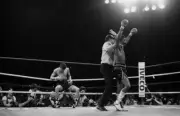 Aaron Pryor After Knocking Down Alexis Arguello 2 Old Boxing Photo