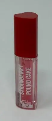 1 BATH & BODY WORKS STRAWBERRY POUND CAKE LIP OIL GLOSS SHINE BALM WAND HEART