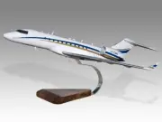 Bombardier Global 5000 VP-CWN Desk Wood Airplane New Model Small Scale 1/100
