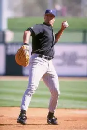 Travis Lee Arizona Diamondbacks getting ready to throw the ball in- Old Photo