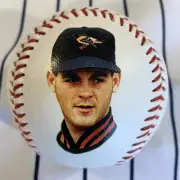 Baltimore Orioles Gregg Olson Fotoball 1989 Souvenir Baseball Ball