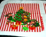 HIMSELF THE ELF CHRISTMAS WASH CLOTHS UNUSED 2 RARE VTG 1980 NOS Approx. 11"x11"