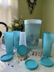 tupperware pitcher