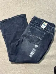 Wrangler Premium Denim Boot Cut Blue Jeans New With Tags Size 26Wx30 Plus Size