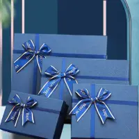 在飛比找momo購物網優惠-【GIFTME5】藍色燙金緞帶禮盒-大款、特大款(驚喜盒 生