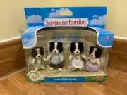 Sylvanian families calico critters flair border collie family boxed NRFB