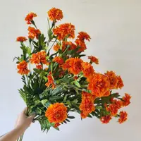 在飛比找ETMall東森購物網優惠-春色小雛菊仿真花束洋甘菊假花 餐桌花藝擺設裝飾 拍照攝影道具