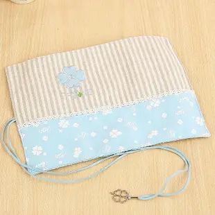 韓國風格創意可愛四葉草TFBOYS卷簾式筆袋帆布學生鉛筆文具盒