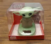 Solar Powered Baby Yoda Bobble Head Toy NEW Star Wars Mandalorian CHRISTMAS GIFT