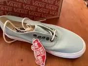 Vans Authentic NEW Size 9