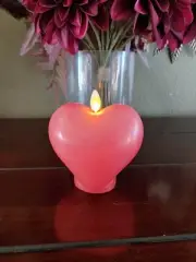 Luminara Flameless Deep Pink Heart Candle NIB, with Timer/ Remote! SHIPS FREE!