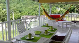 Maison de 5 chambres a Bas Vent a 500 m de la plage avec vue sur la mer jardin amenage et wifi