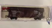 Atlas N Scale PS-1 40' Boxcar Richmond Fredericksburg & Potomac RF & P # 2814
