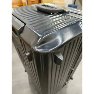 26吋 大容量行李箱 旅行箱 拉桿箱 帶杯架 萬向輪 黑色款式 二手商品