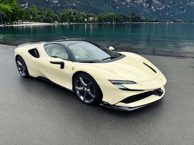 Front bumper lateral spoiler side spats flaps lip for Ferrari SF90 (for: Ferrari)