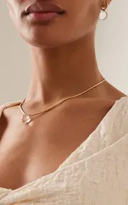 [Cyril] Aura 14K Yellow Gold Quartz Single Hoop Earring