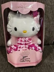 NEW VERY RARE LE HELLO KITTY SANRIO 30TH ANNIVERSARY PLUSH Read Description!