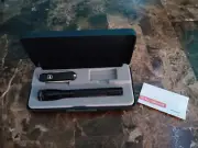 Maglite mini Maglite & Victorinox Swiss Army Knife Combo flashlight NEW