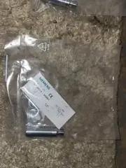 NEW Siemens 3RG4613-3AB01 Proximity Switch