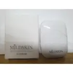 全新 MILDSKIN 淨白隔離粉餅