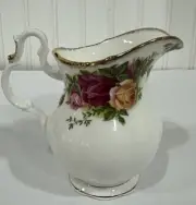 Royal Albert England Bone China Old Country Roses 4 1/2” Creamer 1st Quality
