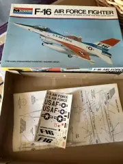 Monogram 1/48 F-16 Air Force Fighter Model Kit 1976 No.5401-open Box