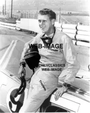COOL STEVE McQUEEN LANCER LOLA T-70 CAN AM RACE CAR AUTO RACING FIRESTONE PHOTO