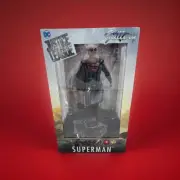 DC GALLERY Diamond Select Justice League SUPERMAN Figure