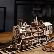 LK701 ROBOTIME Clockwork Gear Drive Locomotive 3D Wooden Model Building Kits Toy