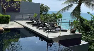 4 Bedroom Ocean View Villa in Surin