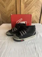 See Kai Run Devon Size 10 Sneakers BLACK Shearling
