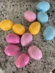 Plastic Easter Eggs Multicolor 12 Pieces 3" Fillable Eggs New!!! Made In The USA
