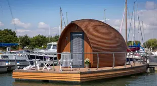 Samphire Waterfront Floating Lodge