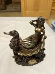 Sea World Figurine Fantasy Mythology Mermaid W/ Seahorse 4.5"L X 6"H