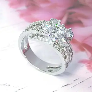 水鑽閃亮花朵戒指 三環寬版戒指 鍍白K金 三排鑽石女戒 仿過敏/防退色 韓系飾品 艾豆 H4379