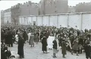 WW II - German Photo -- - Jewish Ghetto ..