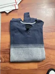 Quicksilver Men’s Henley Sweater Size Large