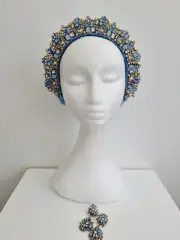 Miss Dakoda .Womens headband w metal rhinestone detail in Light Blue w earings