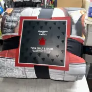 Five Nights At Freddys Twin Quilt Blanket & Sham 2017 News Flash Franco Retired