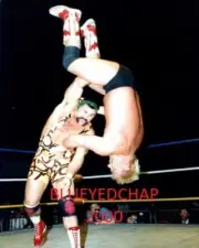 RICK STEINER VS BARRY WINDHAM WRESTLER 8 X 10 WRESTLING PHOTO WWF NWA WCW