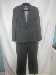 NWT Tahari PantSuit. Sz 18. Vivian Sty # 518OM912. Grey Pinstriped. MSRP $280