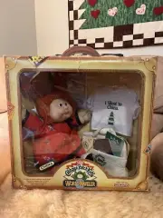 Vintage Cabbage Patch Kids World Traveler China Doll 1985 Passport w Box