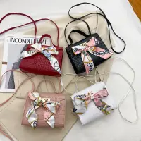 在飛比找蝦皮購物優惠-韓國 SLINGBAG RIBBON MOTIF 女士斜挎包