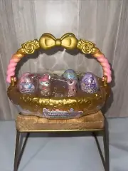 Hatchimals CollEGGtibles Spring Basket