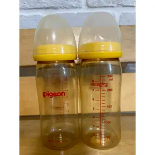 Pigeon 貝親 奶瓶 PPSU 寬口 240ML（二手）