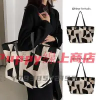 在飛比找Yahoo!奇摩拍賣優惠-Happy Puppy線上商店 女裝 秋冬 小眾休閒媽媽包/