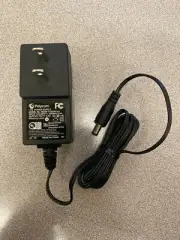 Genuine Polycom/Netgear 12V 0.5A AC Adapter Power Supply MU06-T120050-A1 - NEW