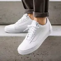 在飛比找蝦皮購物優惠-Vans old skool 鞋子全白學院鞋兒童學校鞋箱鞋男